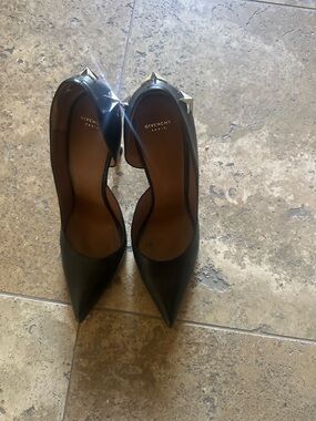 Givenchy Black Leather Pointed-Toe Pumps with Stud Accents